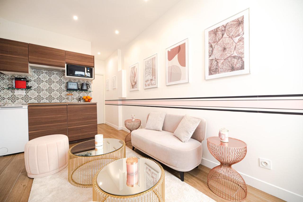 Beautiful Apartments In Le "Haut Marais" Parijs Buitenkant foto