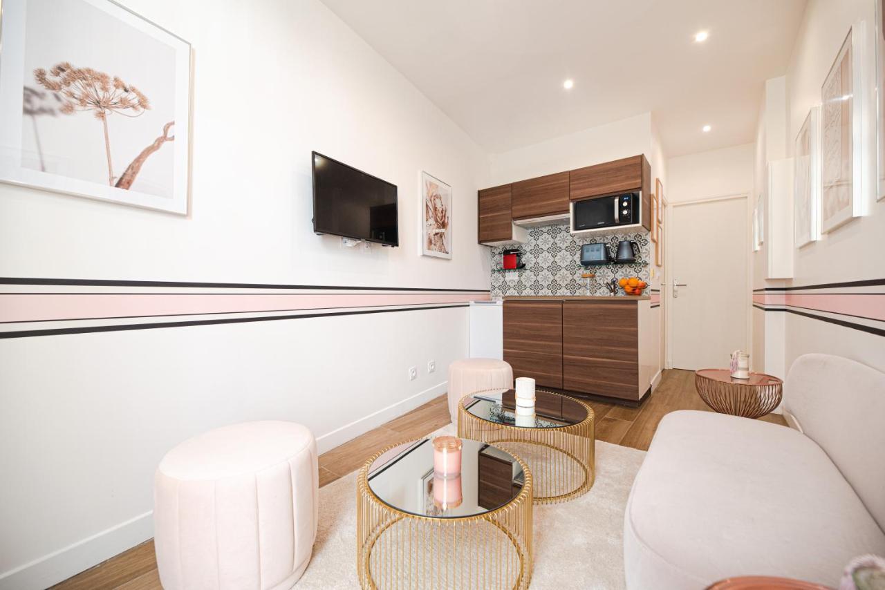 Beautiful Apartments In Le "Haut Marais" Parijs Buitenkant foto