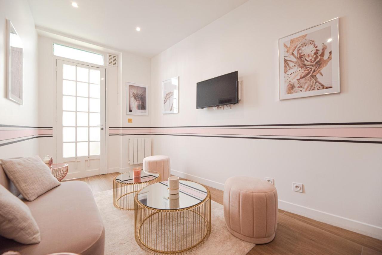 Beautiful Apartments In Le "Haut Marais" Parijs Buitenkant foto